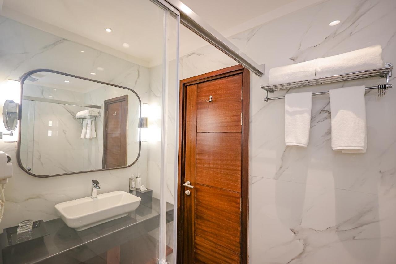 Regenta Dehradun By Royal Orchid Hotels Limited Экстерьер фото