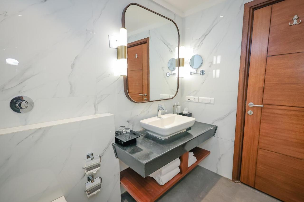 Regenta Dehradun By Royal Orchid Hotels Limited Экстерьер фото