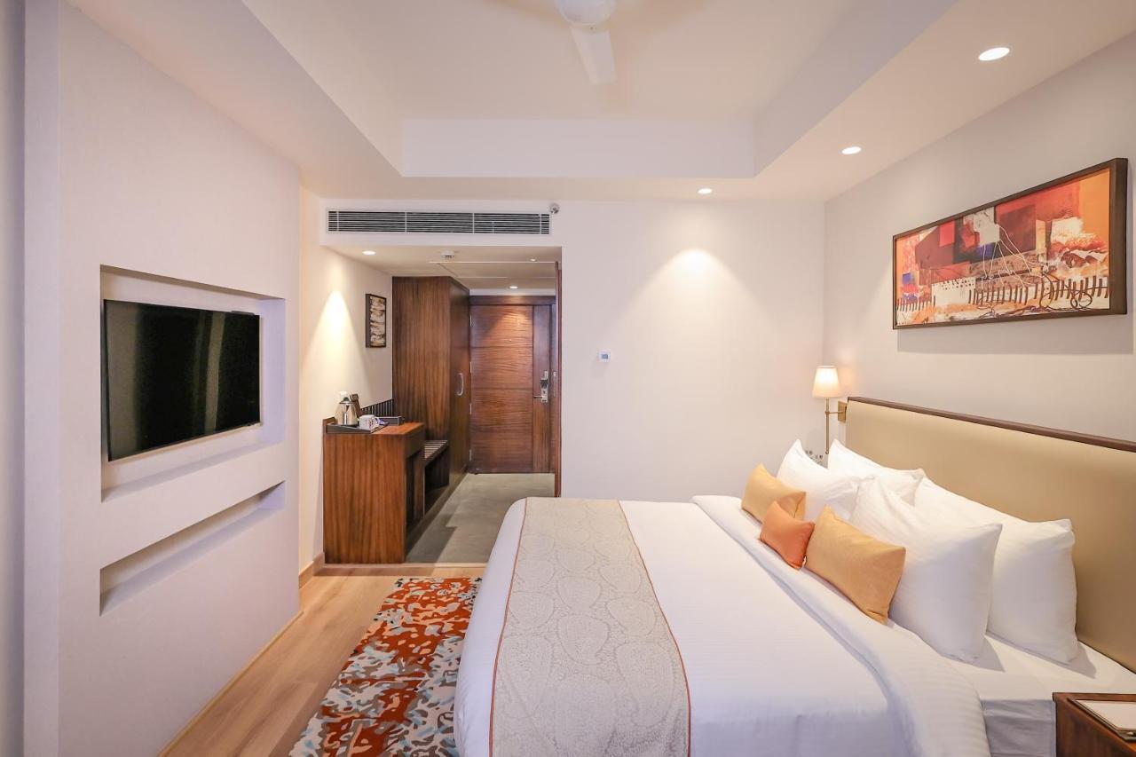 Regenta Dehradun By Royal Orchid Hotels Limited Экстерьер фото