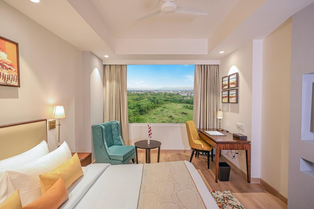 Regenta Dehradun By Royal Orchid Hotels Limited Экстерьер фото