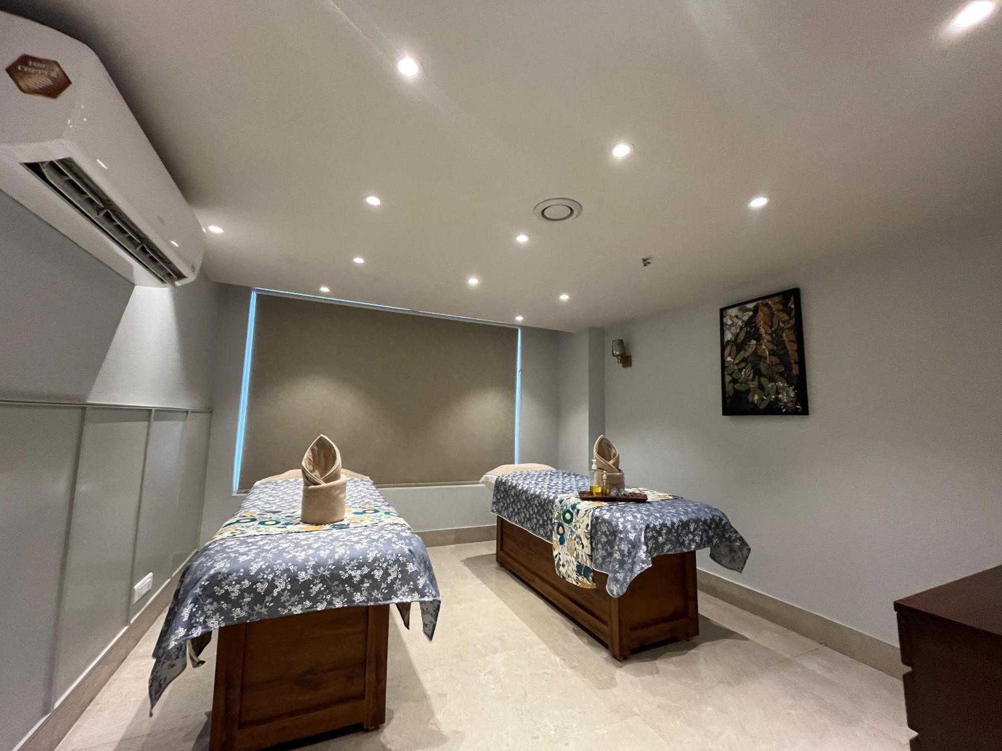 Regenta Dehradun By Royal Orchid Hotels Limited Экстерьер фото